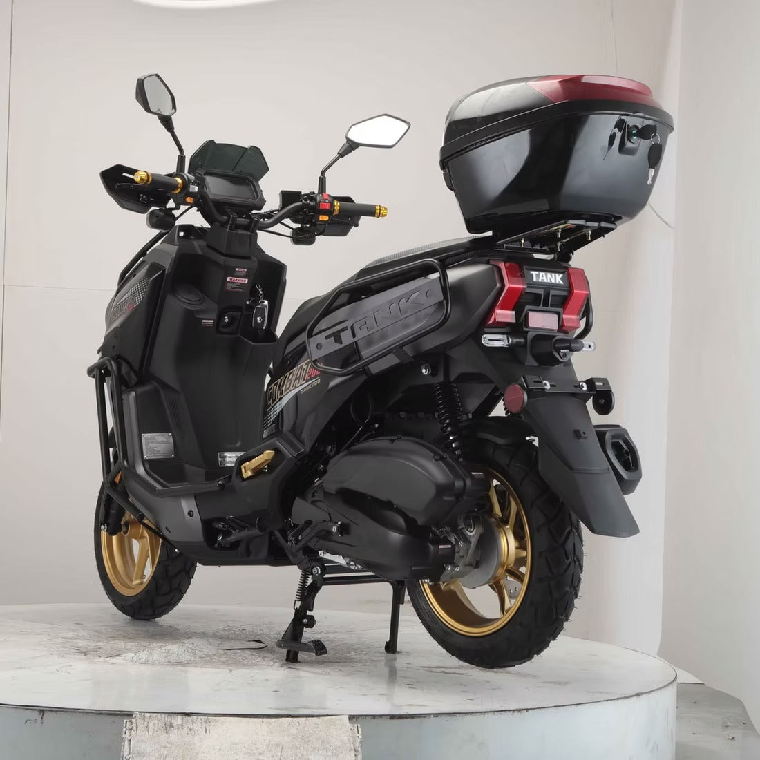 TANK COMBAT 200 Scooter