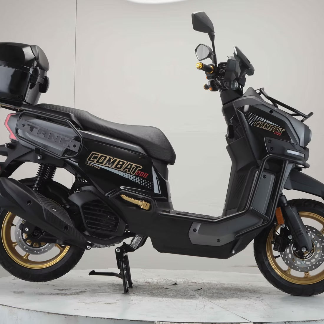 TANK COMBAT 200 Scooter