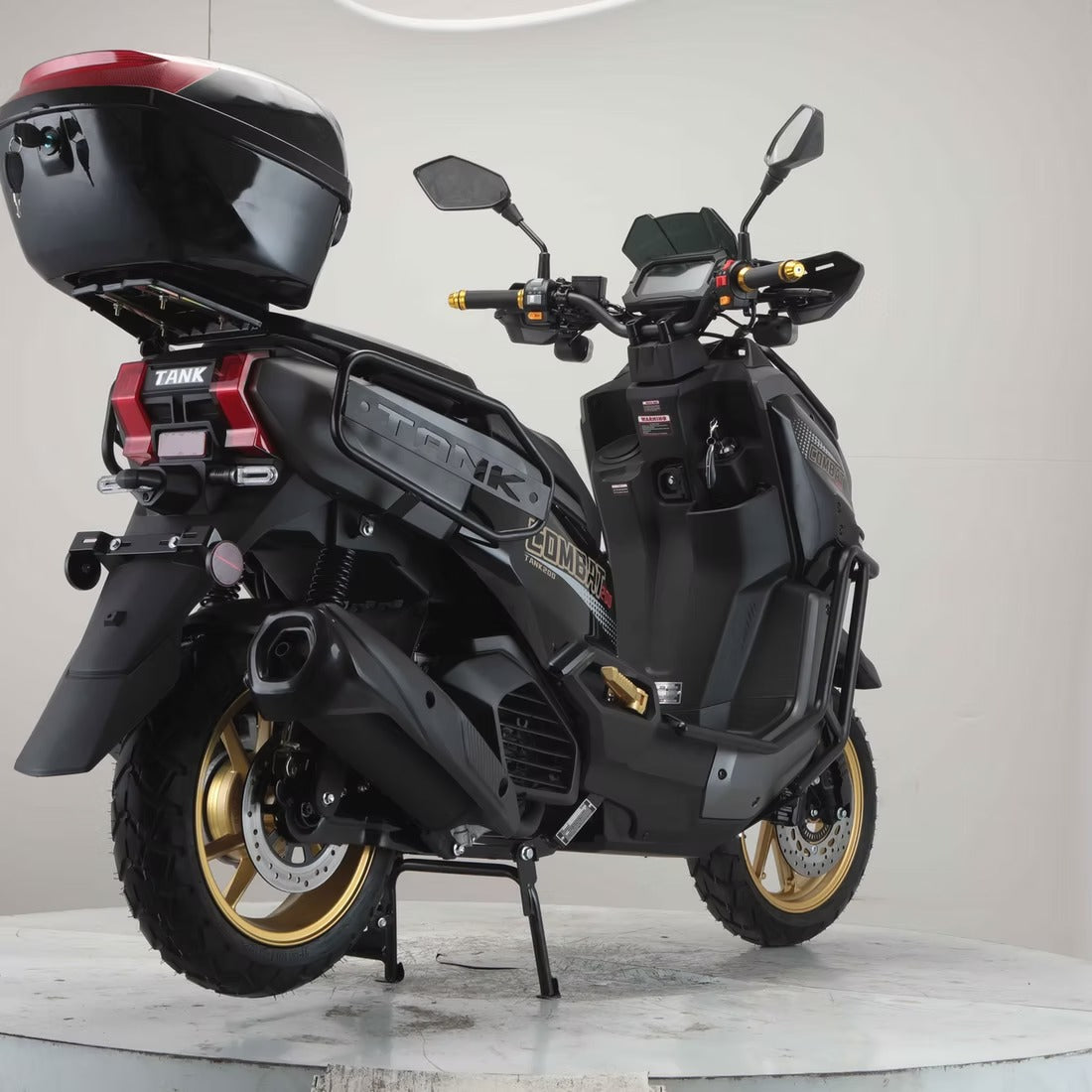 TANK COMBAT 200 Scooter