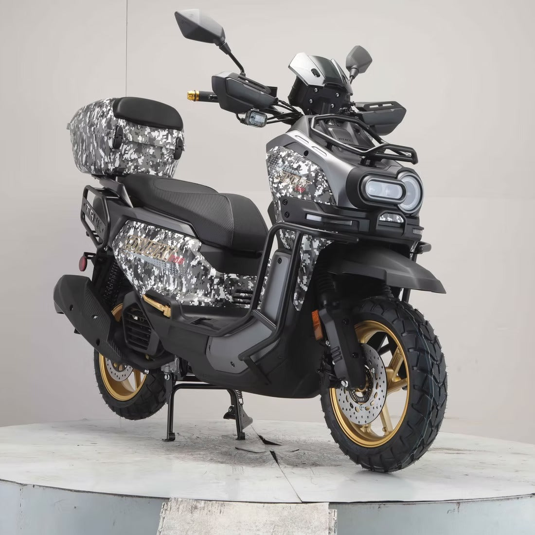 TANK COMBAT 200 Scooter