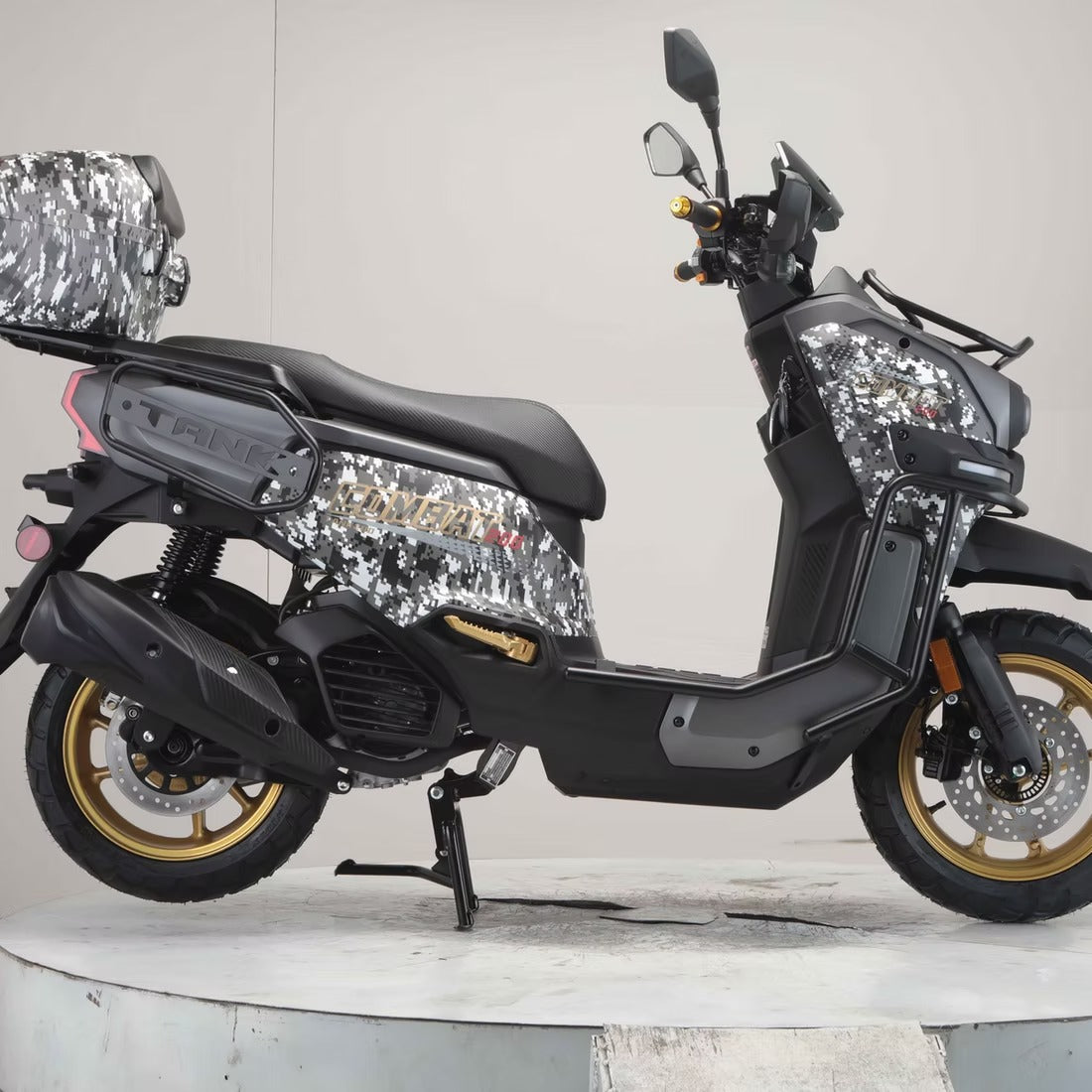 TANK COMBAT 200 Scooter