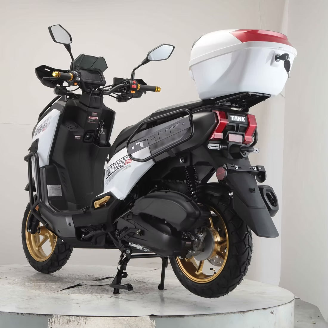 TANK COMBAT 200 Scooter
