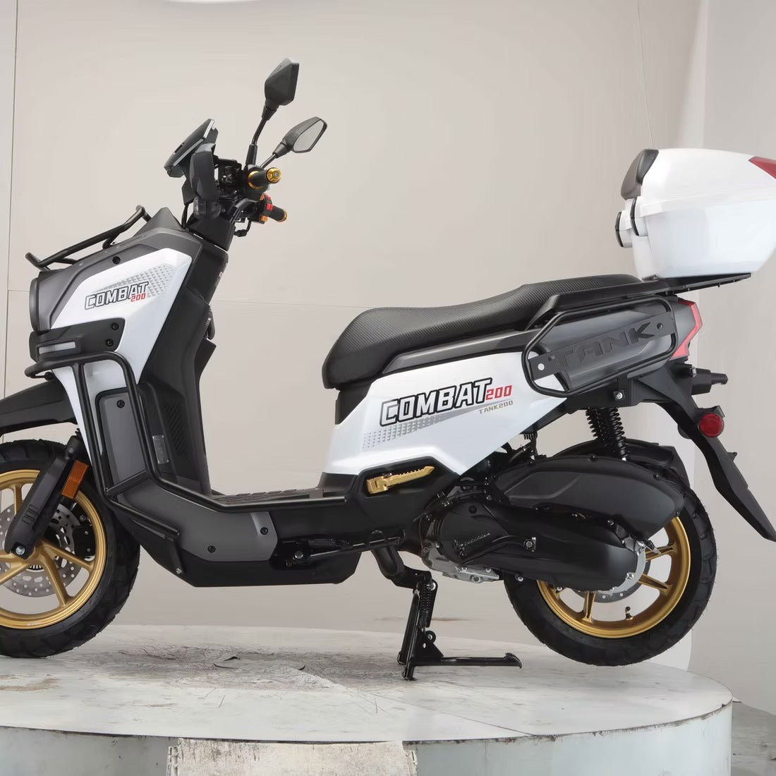TANK COMBAT 200 Scooter