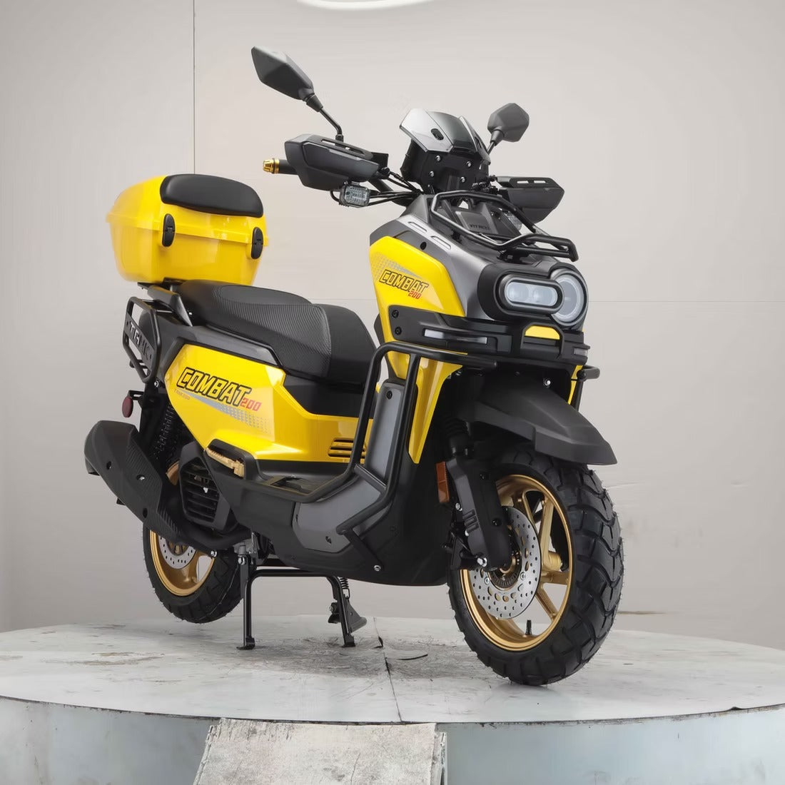 TANK COMBAT 200 Scooter