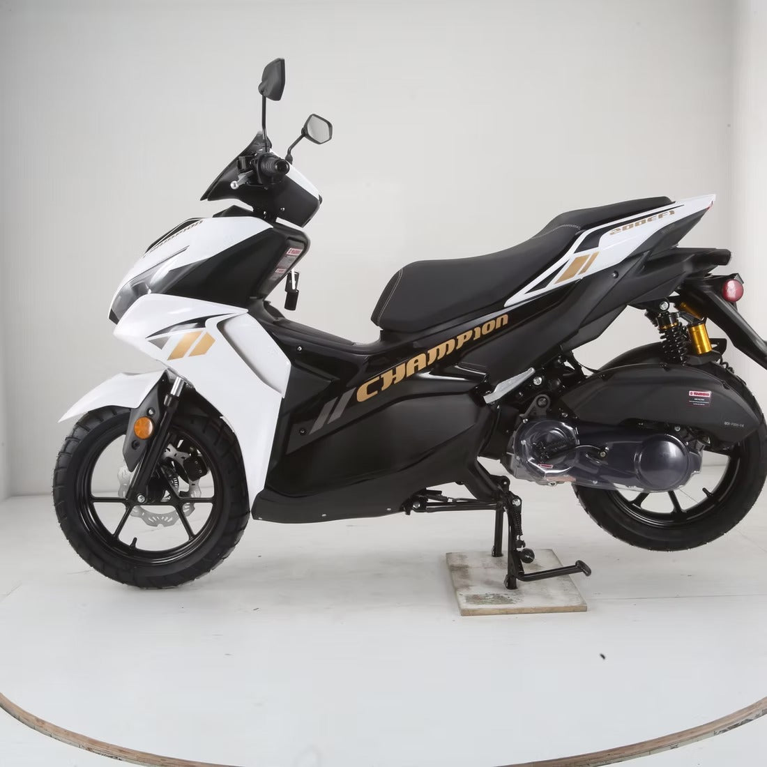 CHAMPION 200 EFI