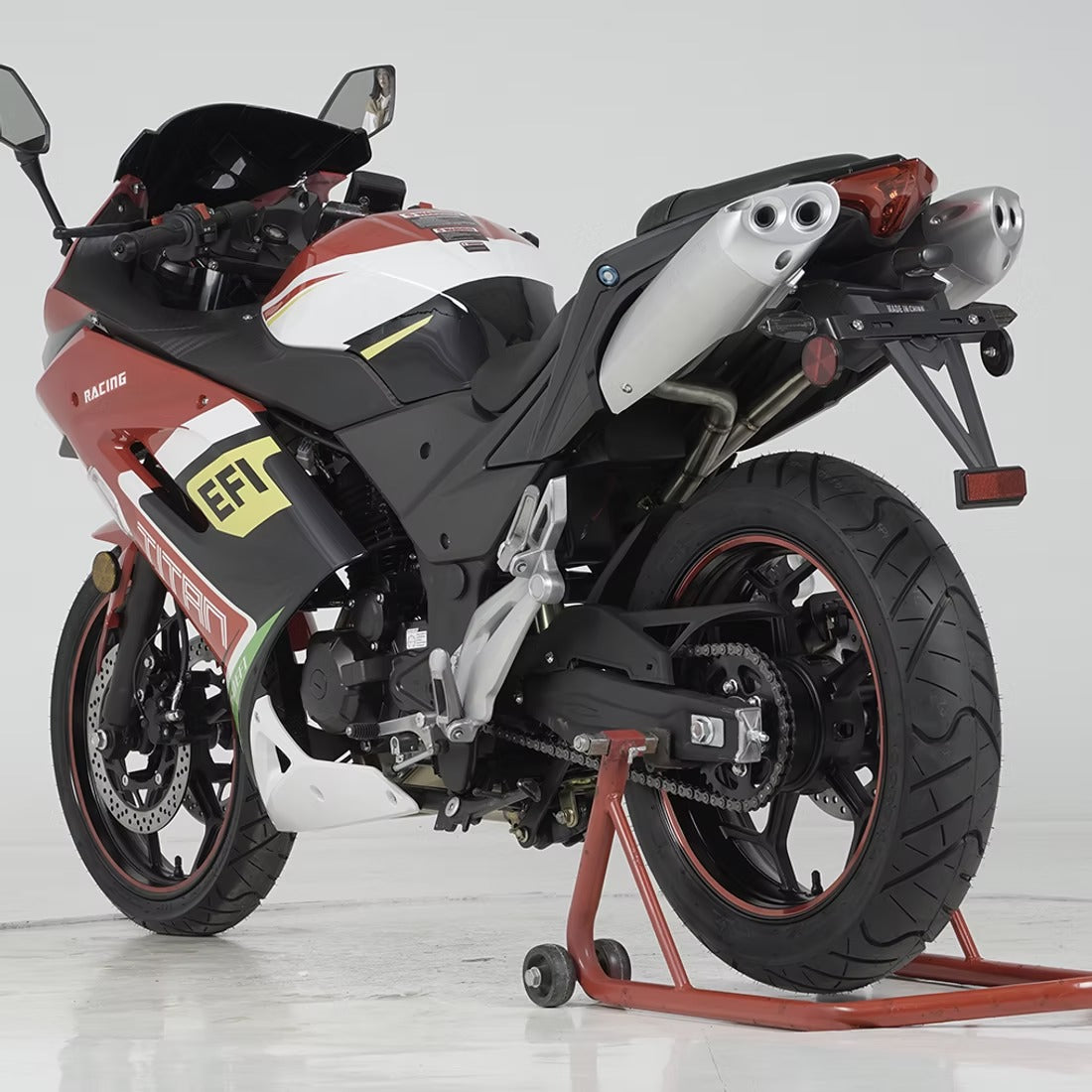 TITAN 250 EFI