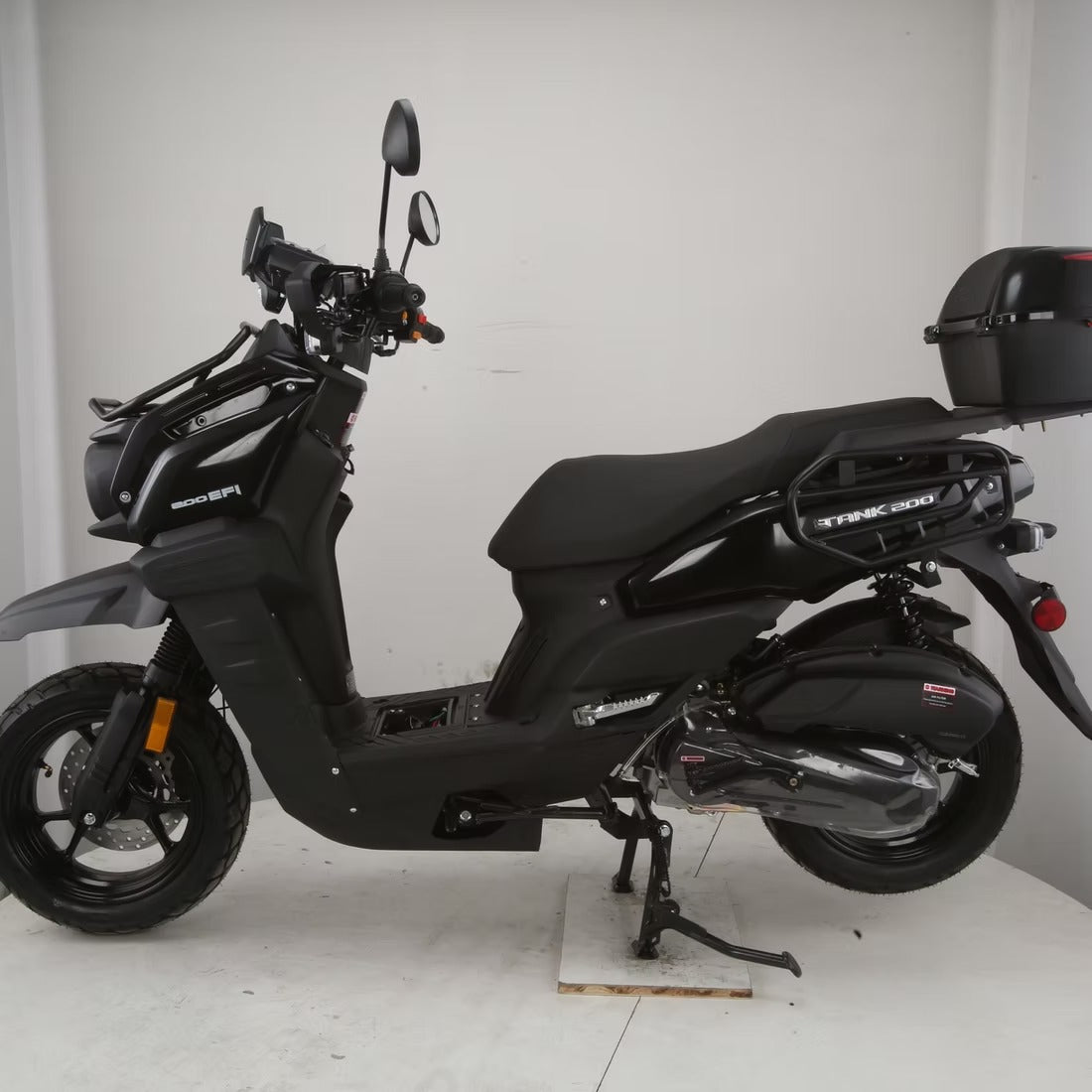 TANK 200 EFI