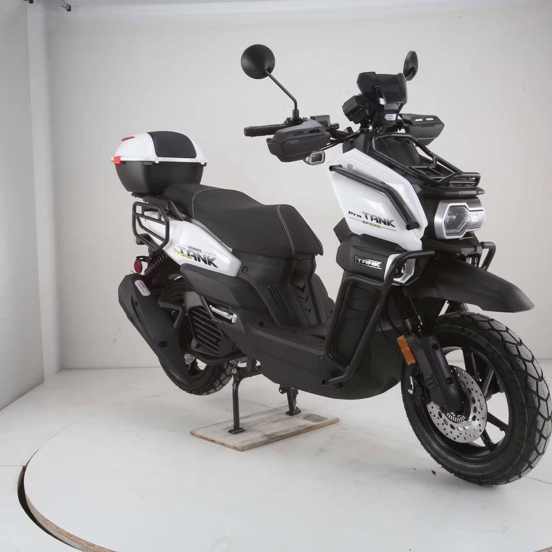 TANK PRO 200 EFI