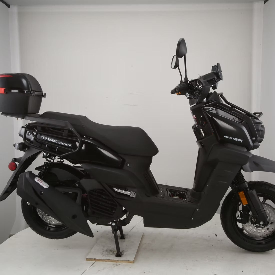 TANK 200 EFI