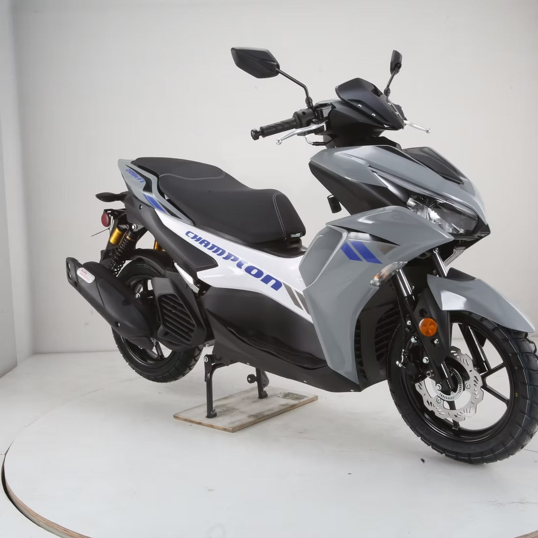 CHAMPION 200 EFI