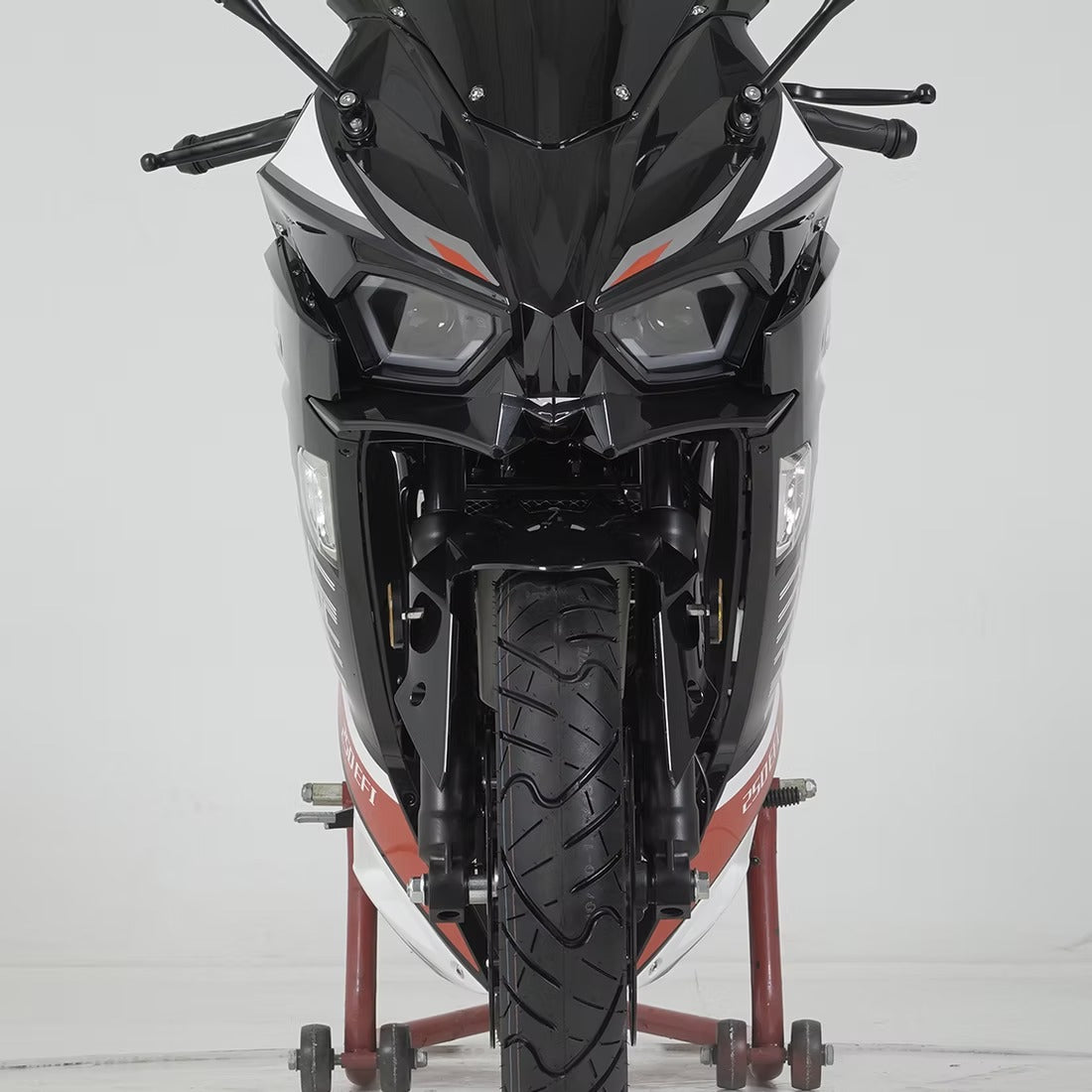 TITAN 250 EFI