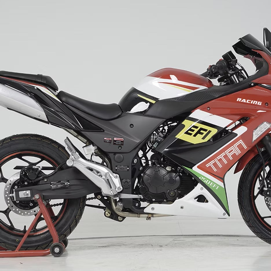 TITAN 250 EFI