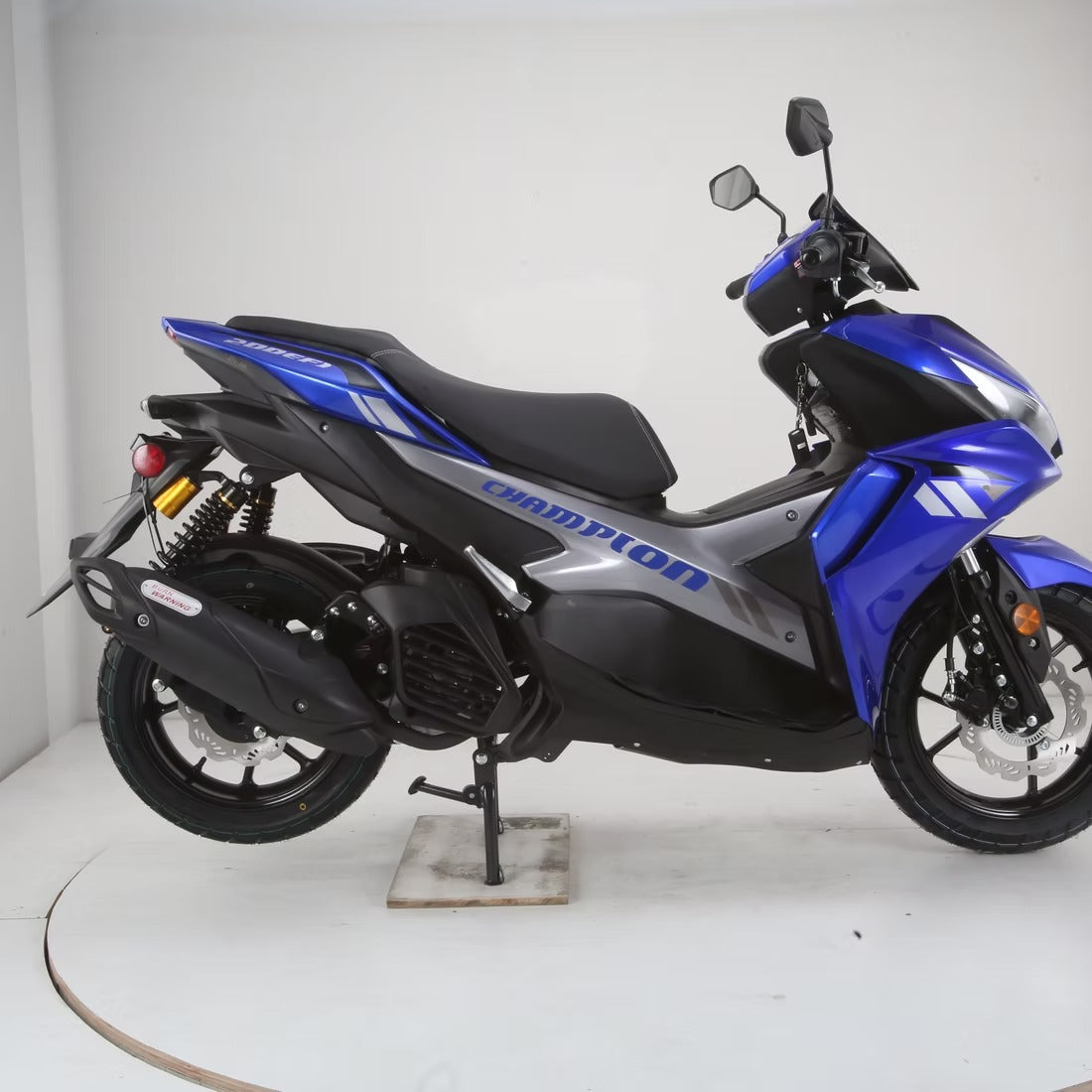 CHAMPION 200 EFI
