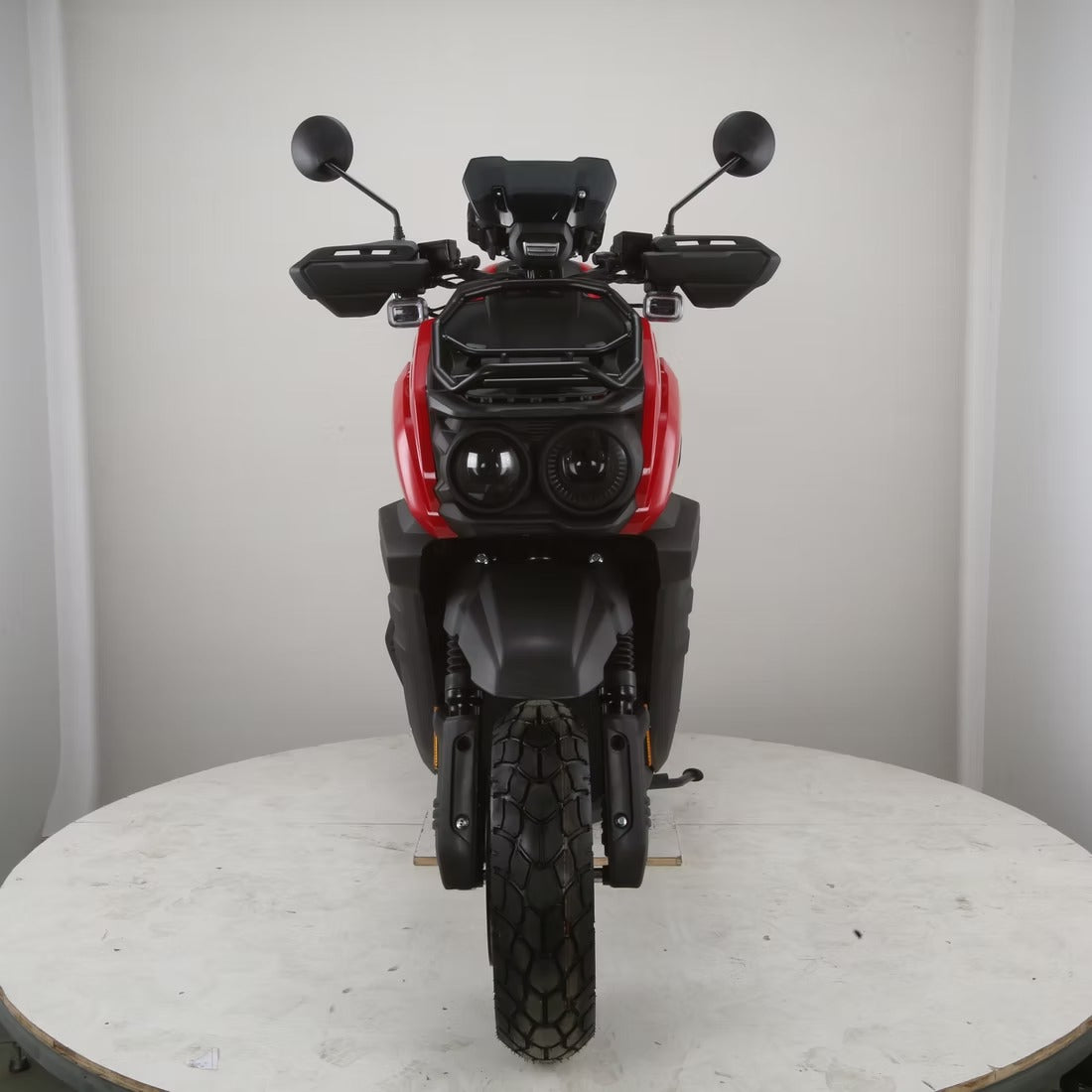 TANK 200 EFI