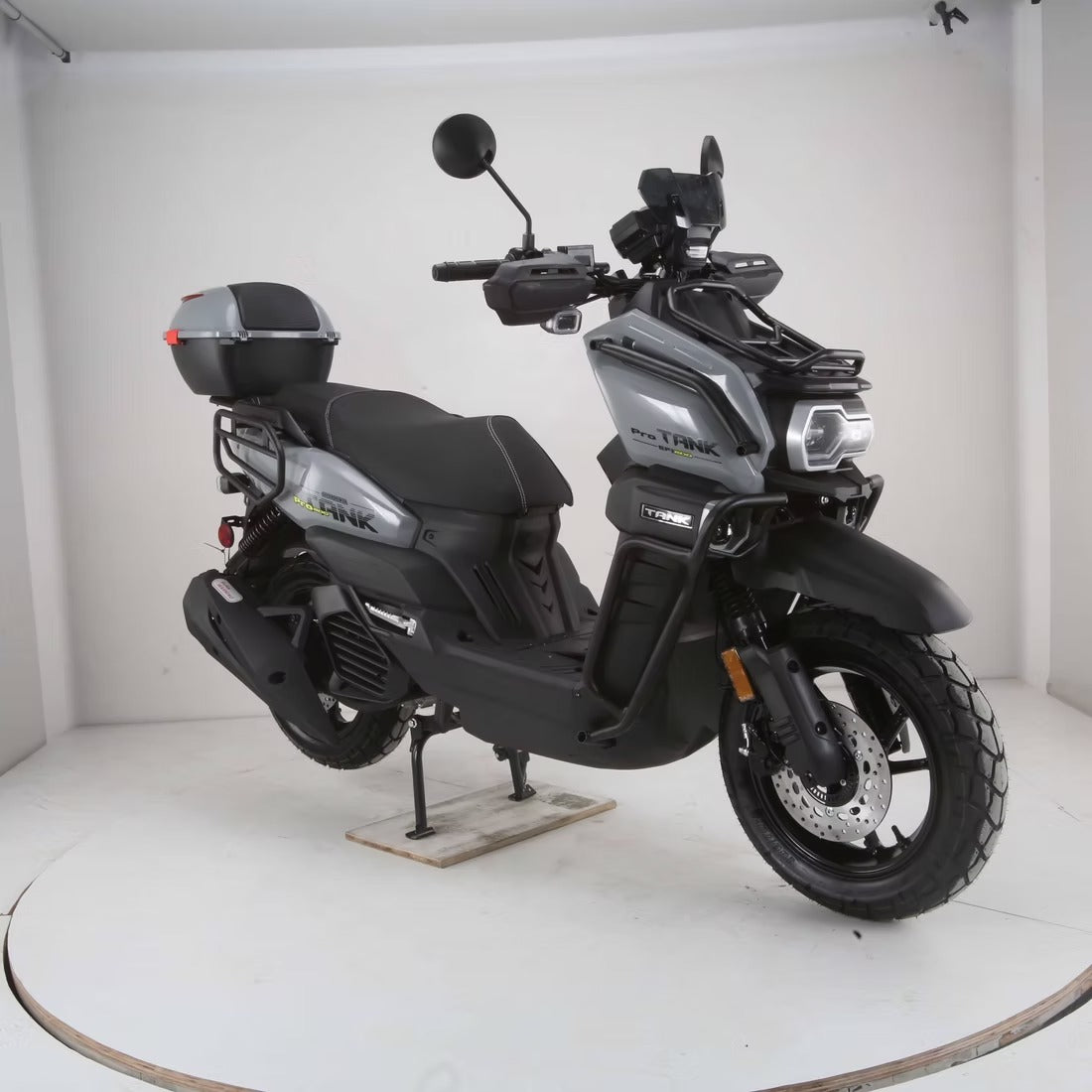 TANK PRO 200 EFI