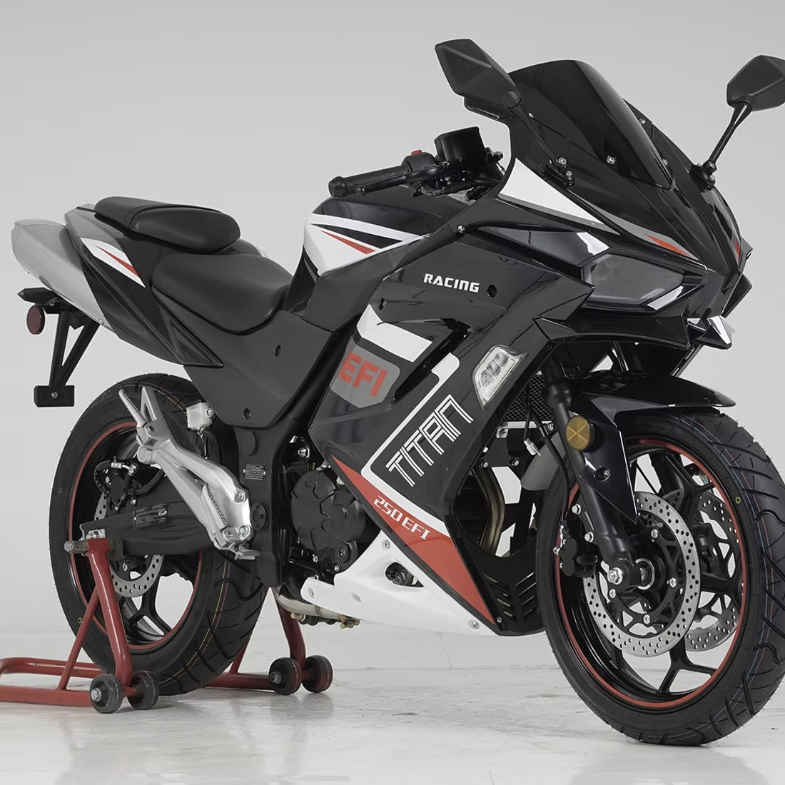 TITAN 250 EFI